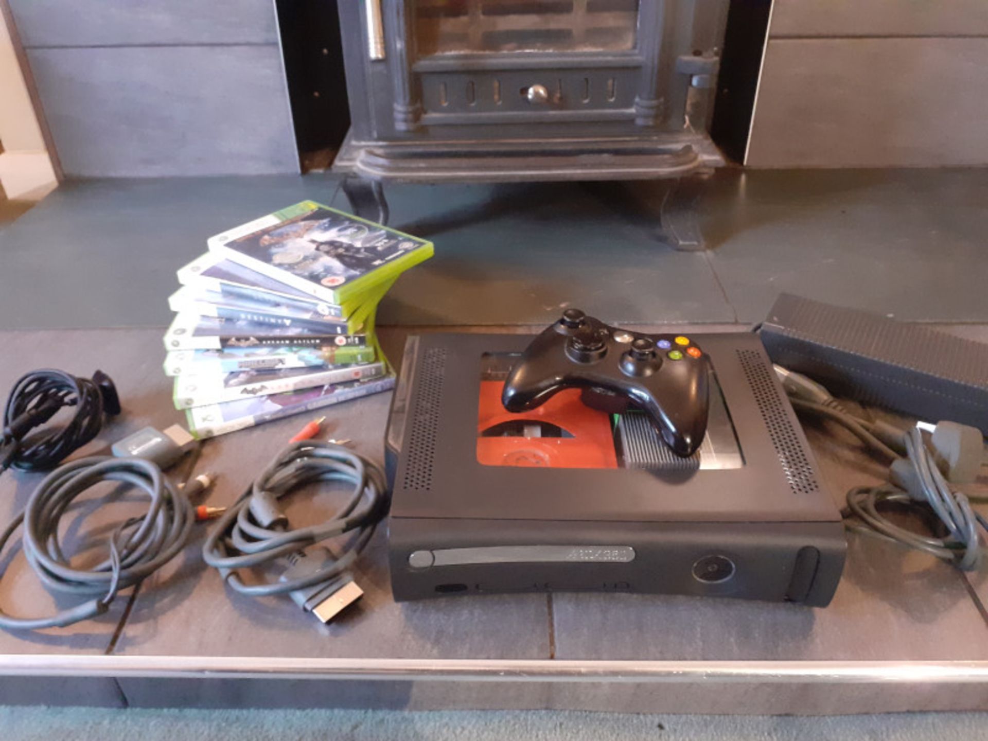 Xbox 360 games console (transparent body) with controller and charger, power lead, 2x comp