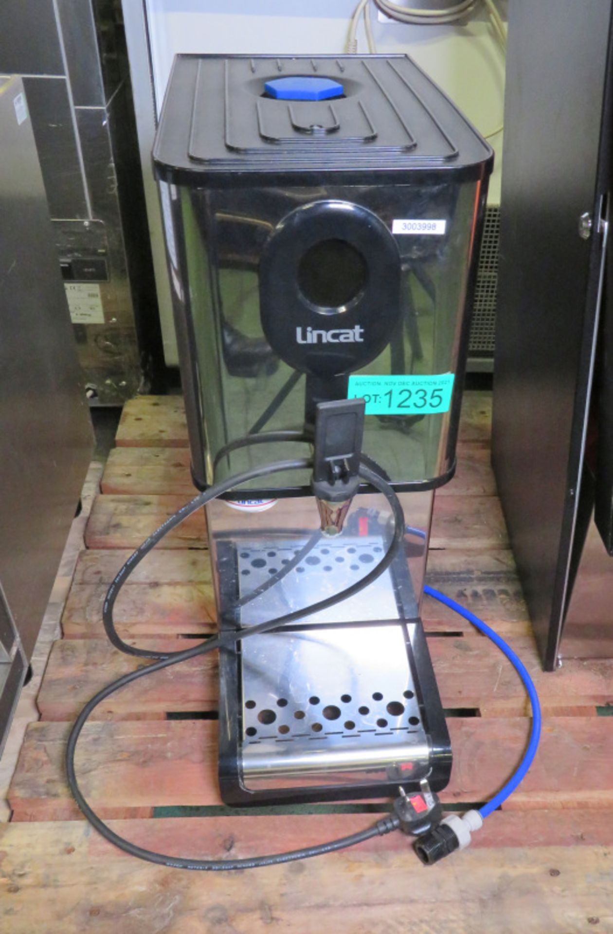 Lincat Automatic Water Boiler - L 450mm x W 220mm x H 600mm