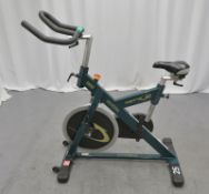 Instyle V850 Aerobike Spinbike - green - no pedals