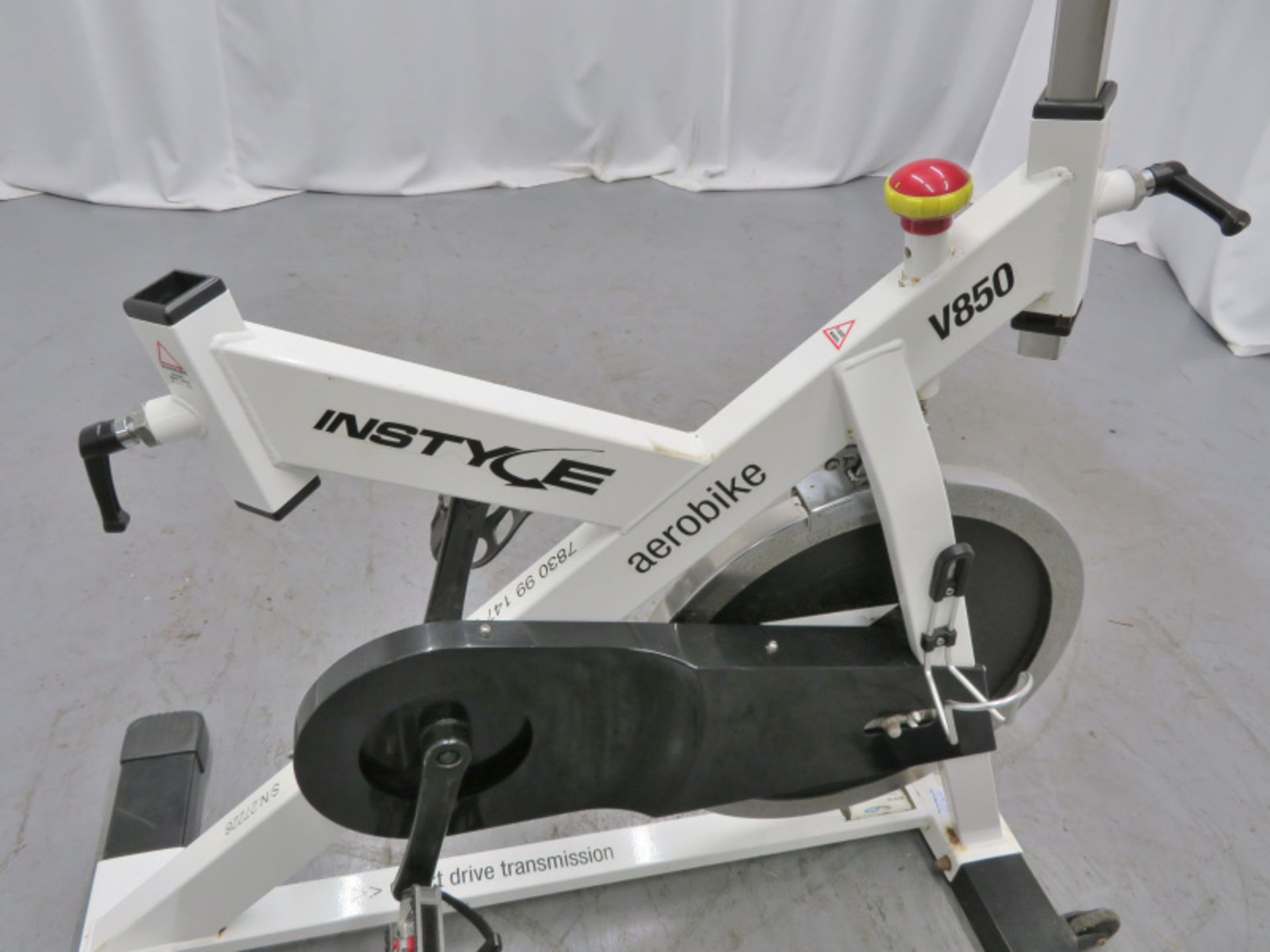 Instyle V850 Aerobike Spinbike - white - no seat - Image 5 of 5