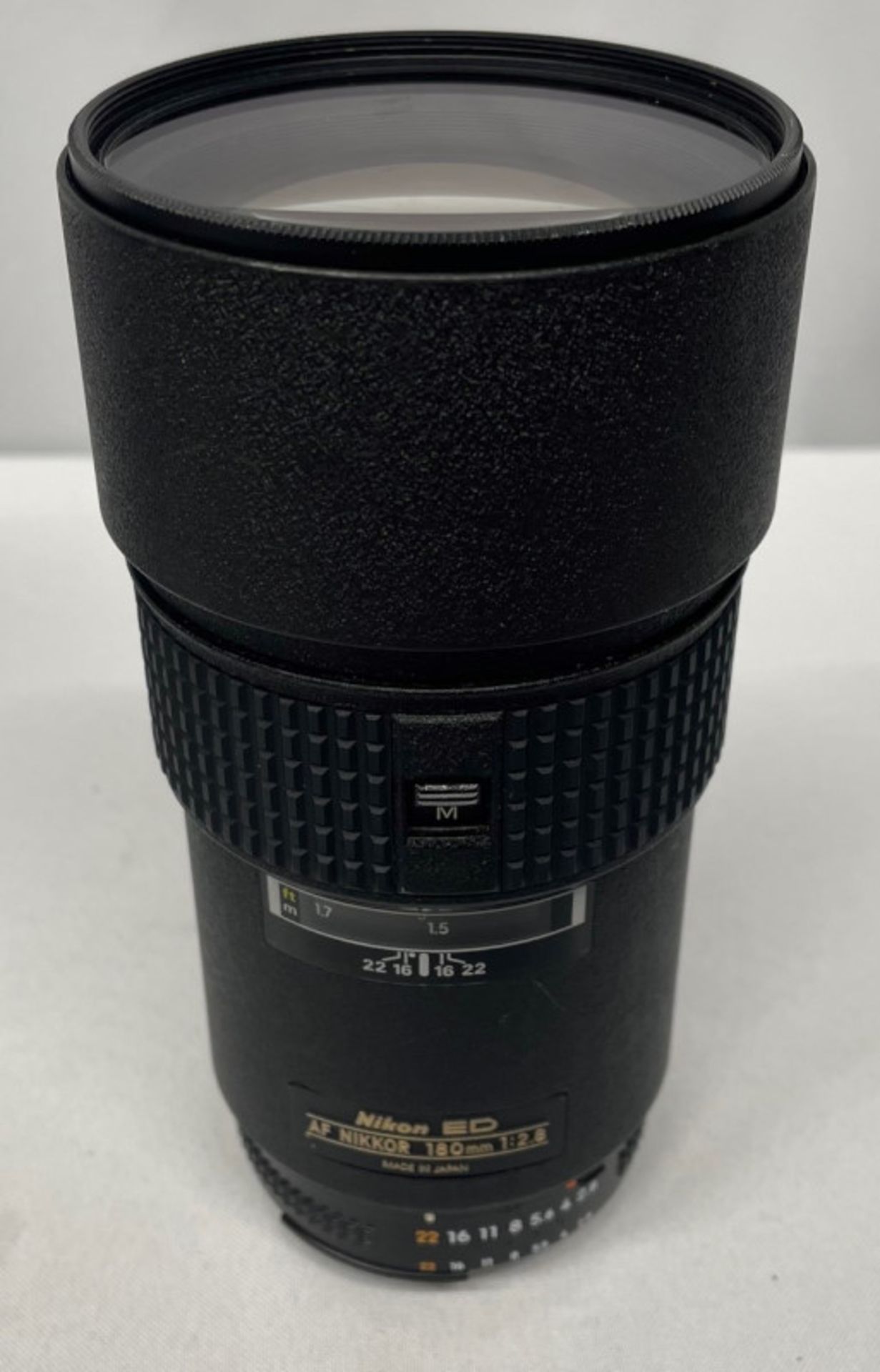 Nikon ED AF Nikkor 180mm - 1:2.8 Lens - Serial No. 273060 with L37c 72mm Filter in Nikon Case - Image 2 of 8