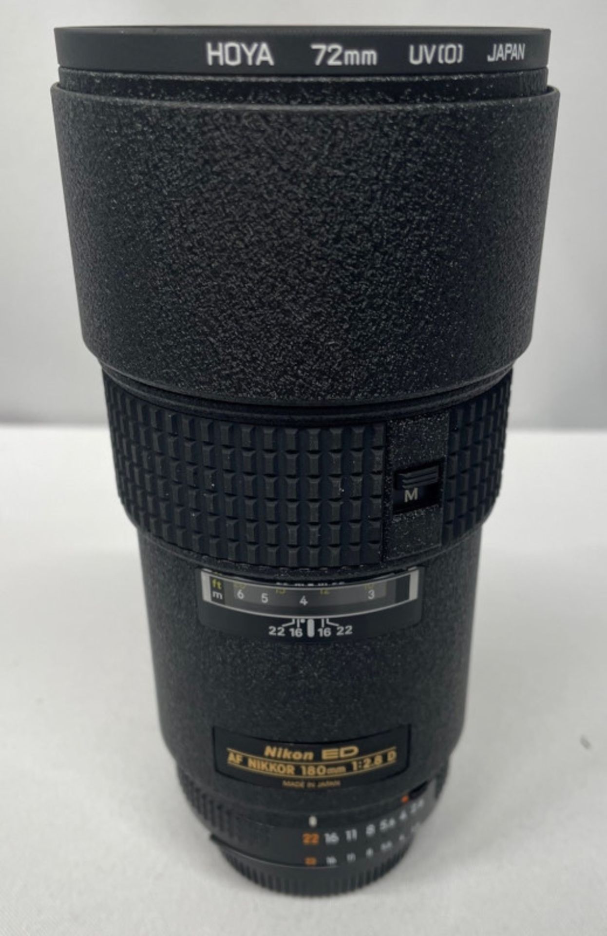 Nikon ED AF Nikkor 180mm - 1:2.8 Lens - Serial No. 400418 with HOYA 72mm UV(O) Filter in Nikon case - Image 2 of 7