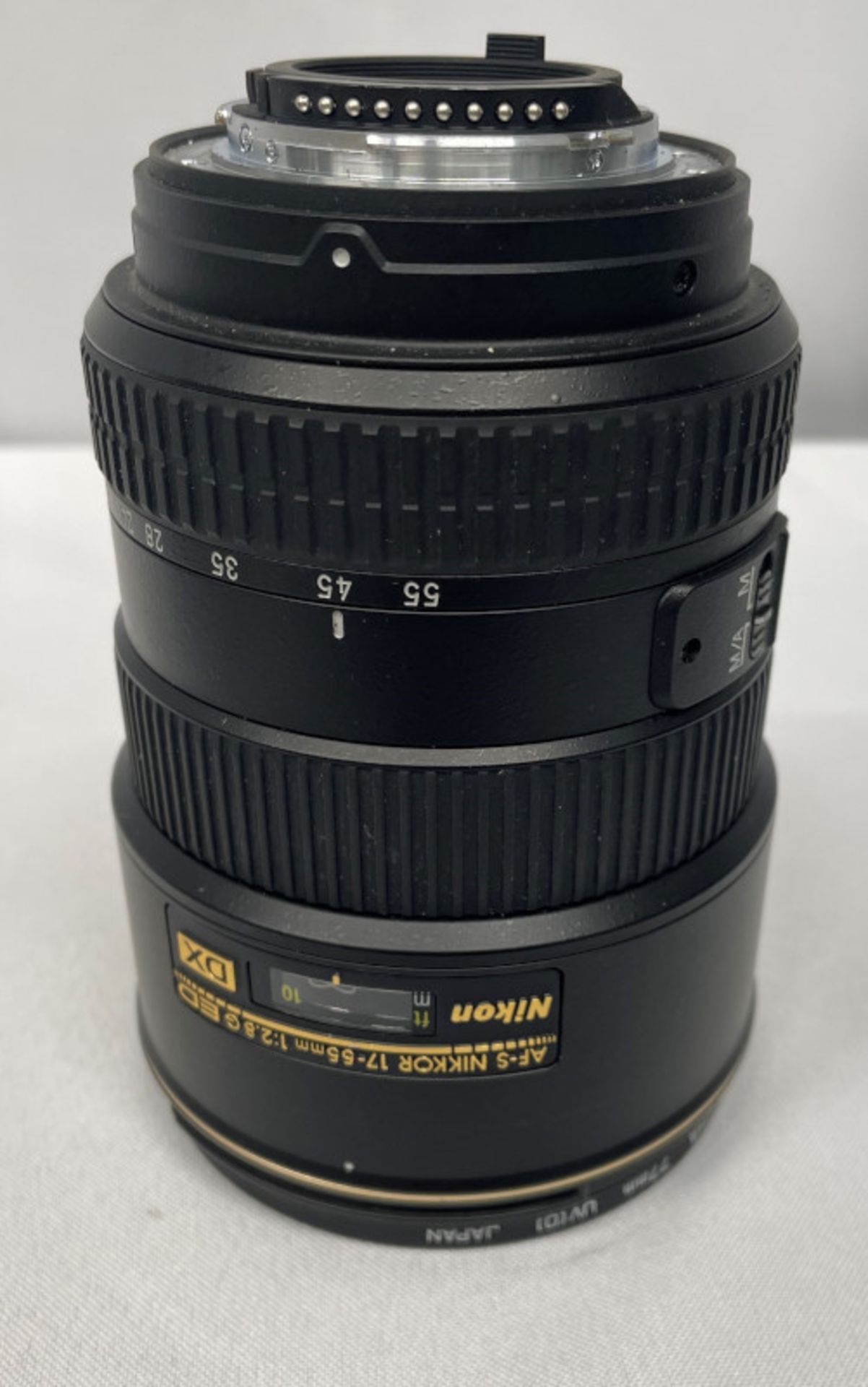 Nikon DX AF-S Nikkor 17-55mm - 1:2.8G ED Lens - Serial No. 332022 with HOYA 77mm UV(O) Filter - Image 2 of 8