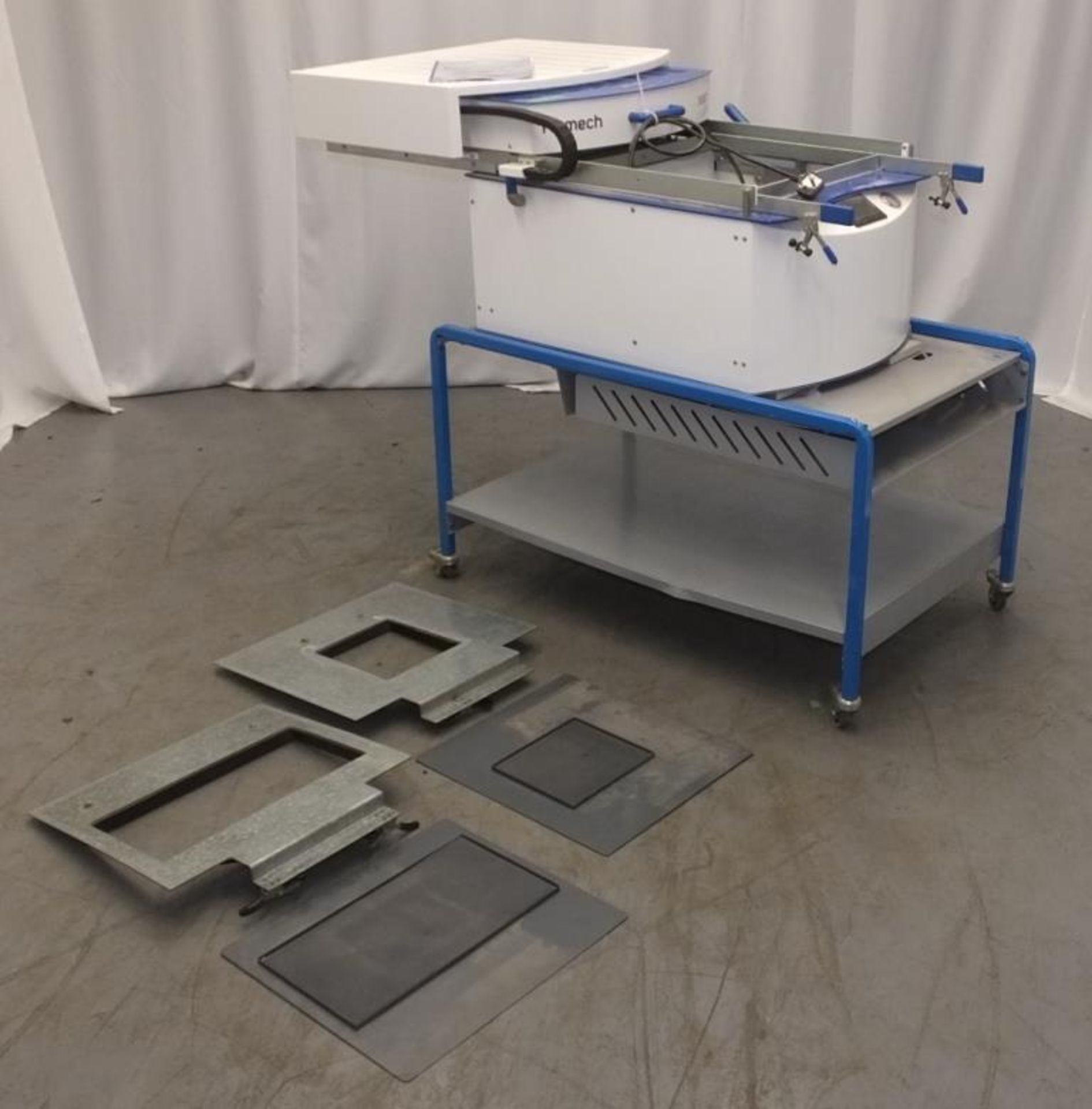 Formech 508DT Desktop Vacuum Forming Machine - serial no. 2475 - 220-240v - single phase on trolley