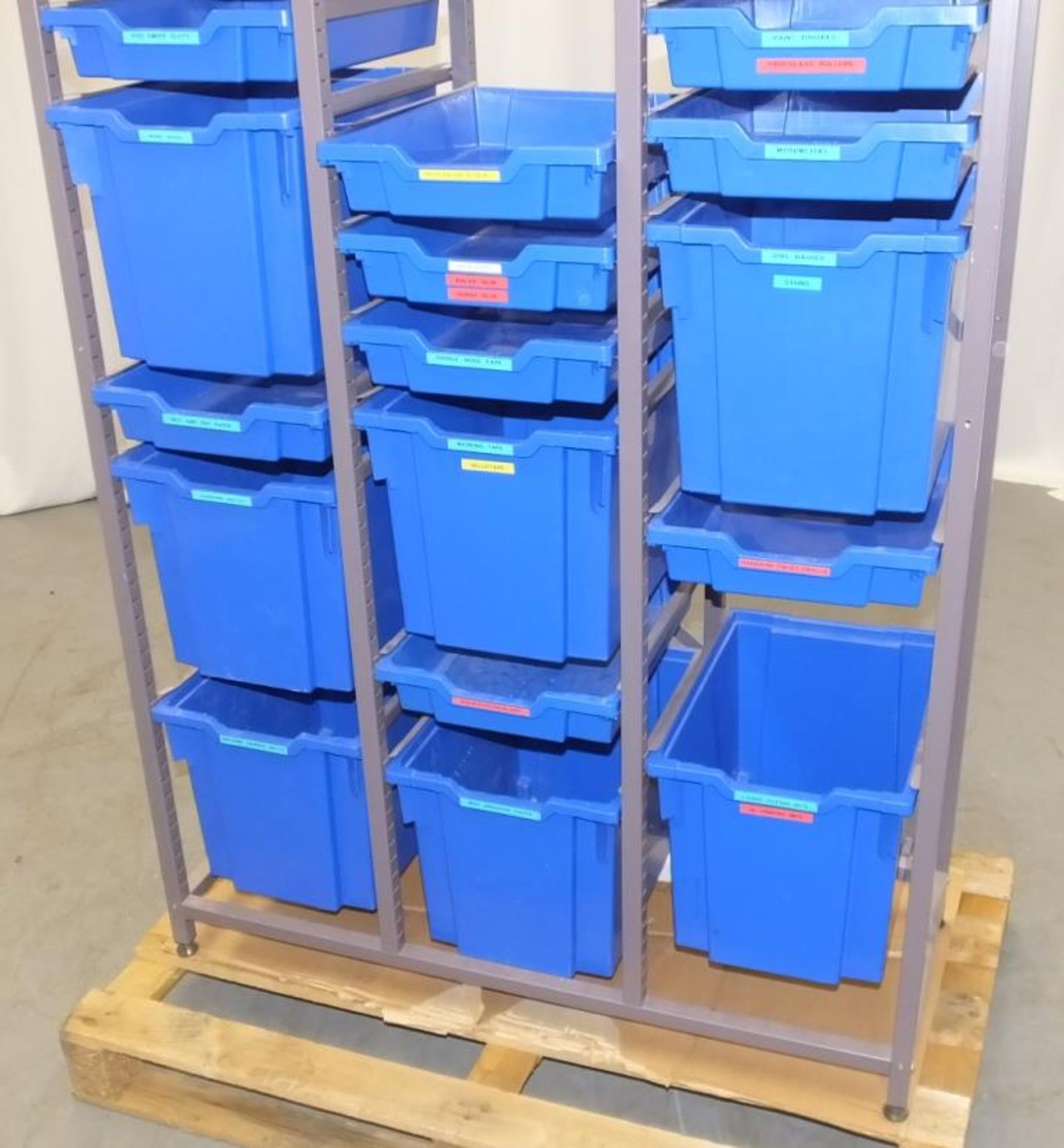 Tray Racking Assembly - L1050 x D420 x H1850mm - Image 3 of 3