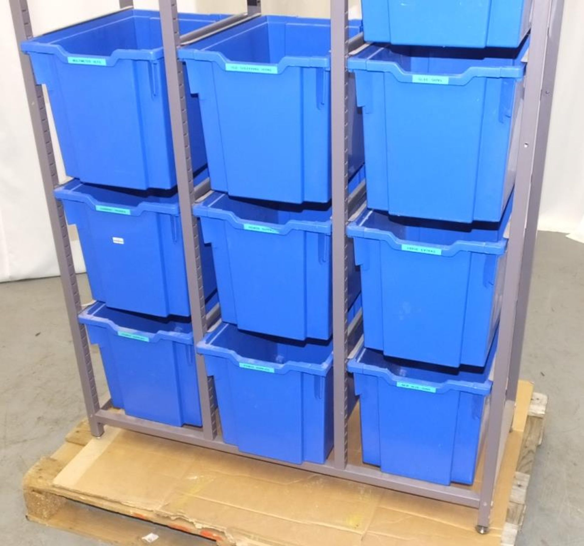 Tray Racking Assembly - L1050 x D420 x H1850mm - Image 3 of 3