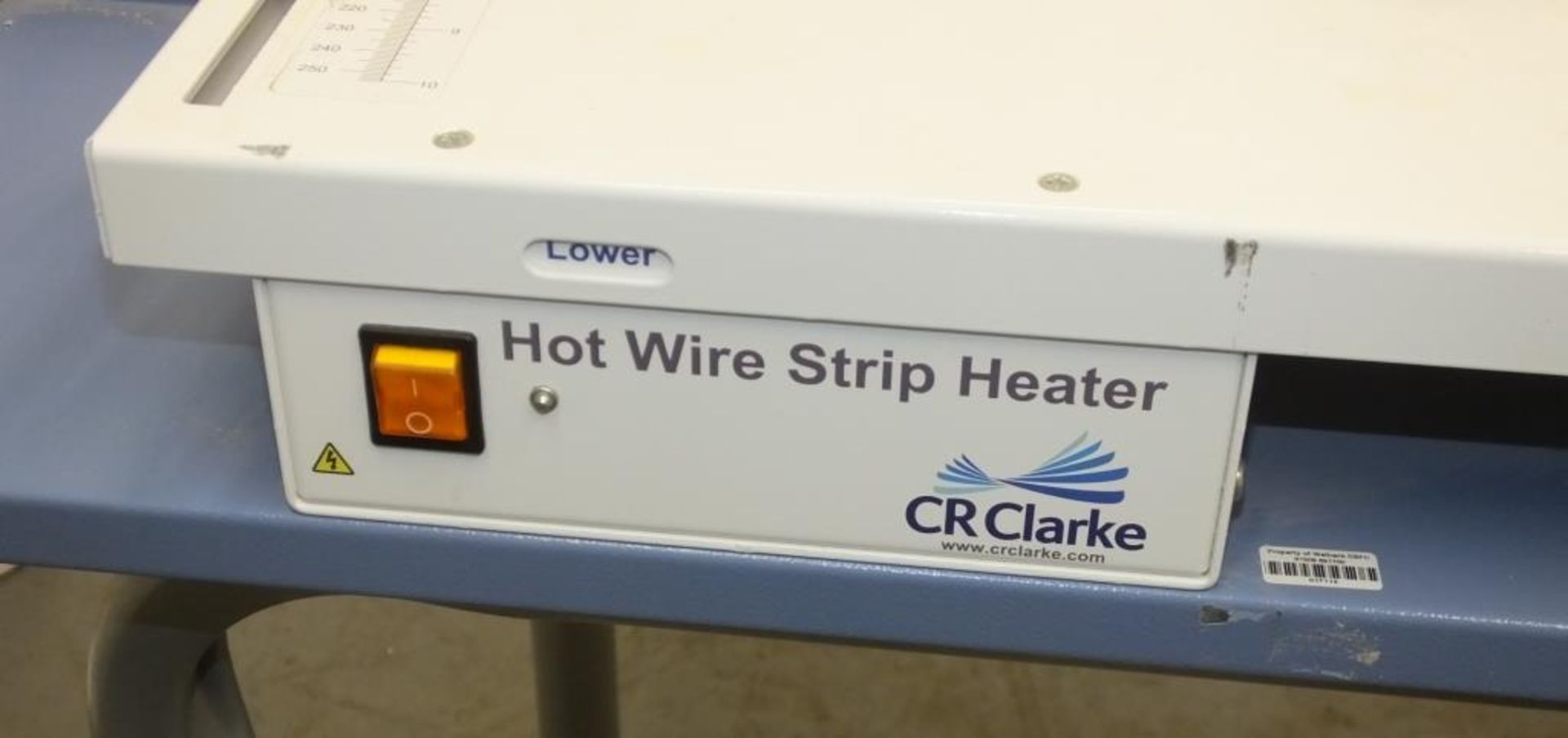 CR Clarke Hot Wire Strip Heater - L 1340mm x D 620mm x H 1050mm - Image 3 of 7