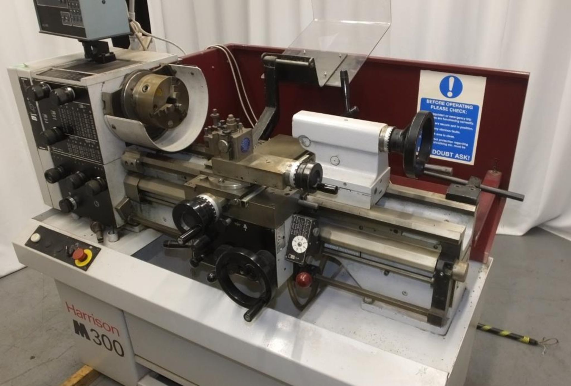 Harrison M300 Lathe serial 302738 17359 - specifications in the description - Image 18 of 39