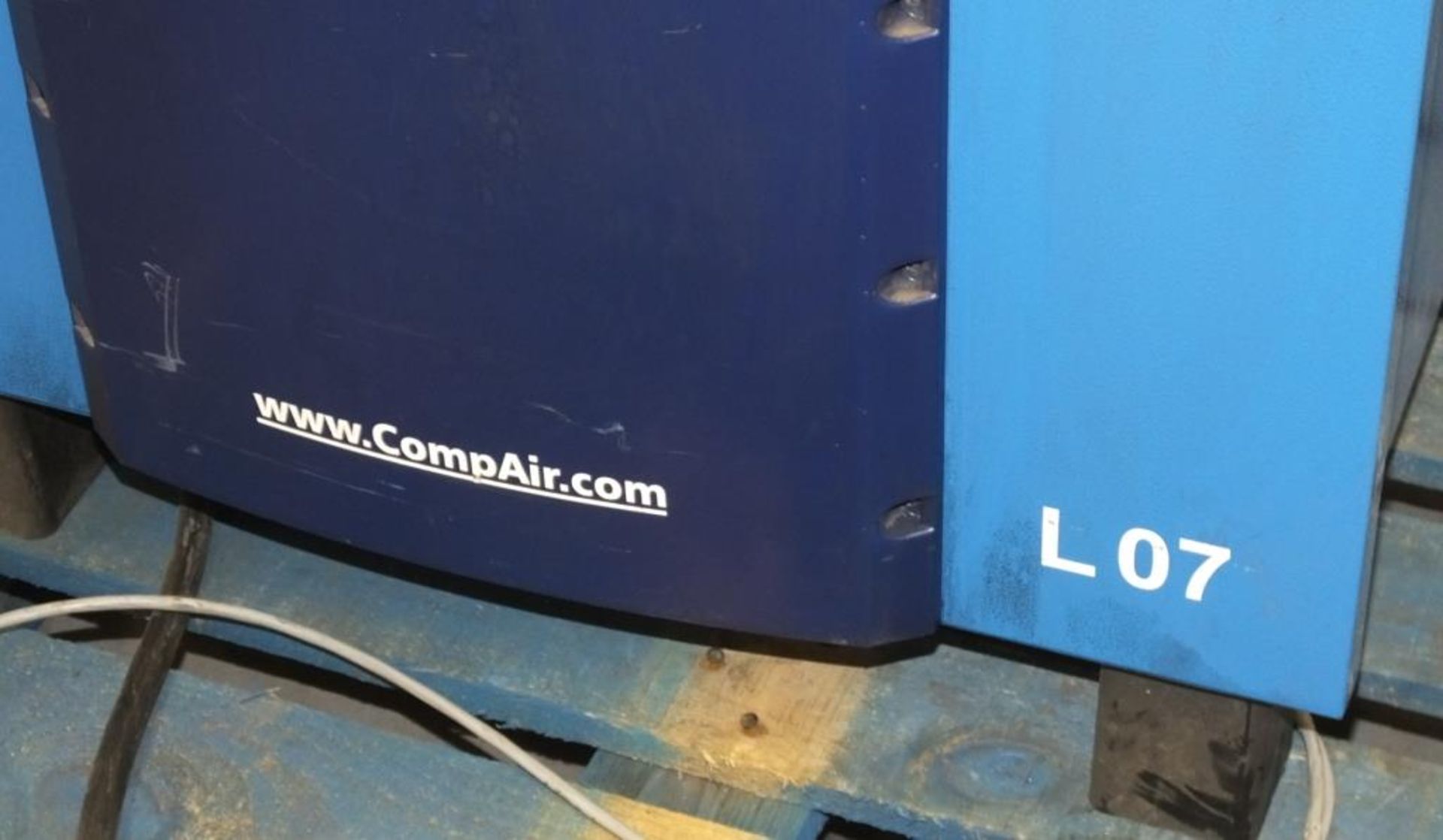 Compair Lo 7-7.5 Compressor Bar 7.5 - L 700mm x W 600mm x H 1100mm - Image 4 of 8