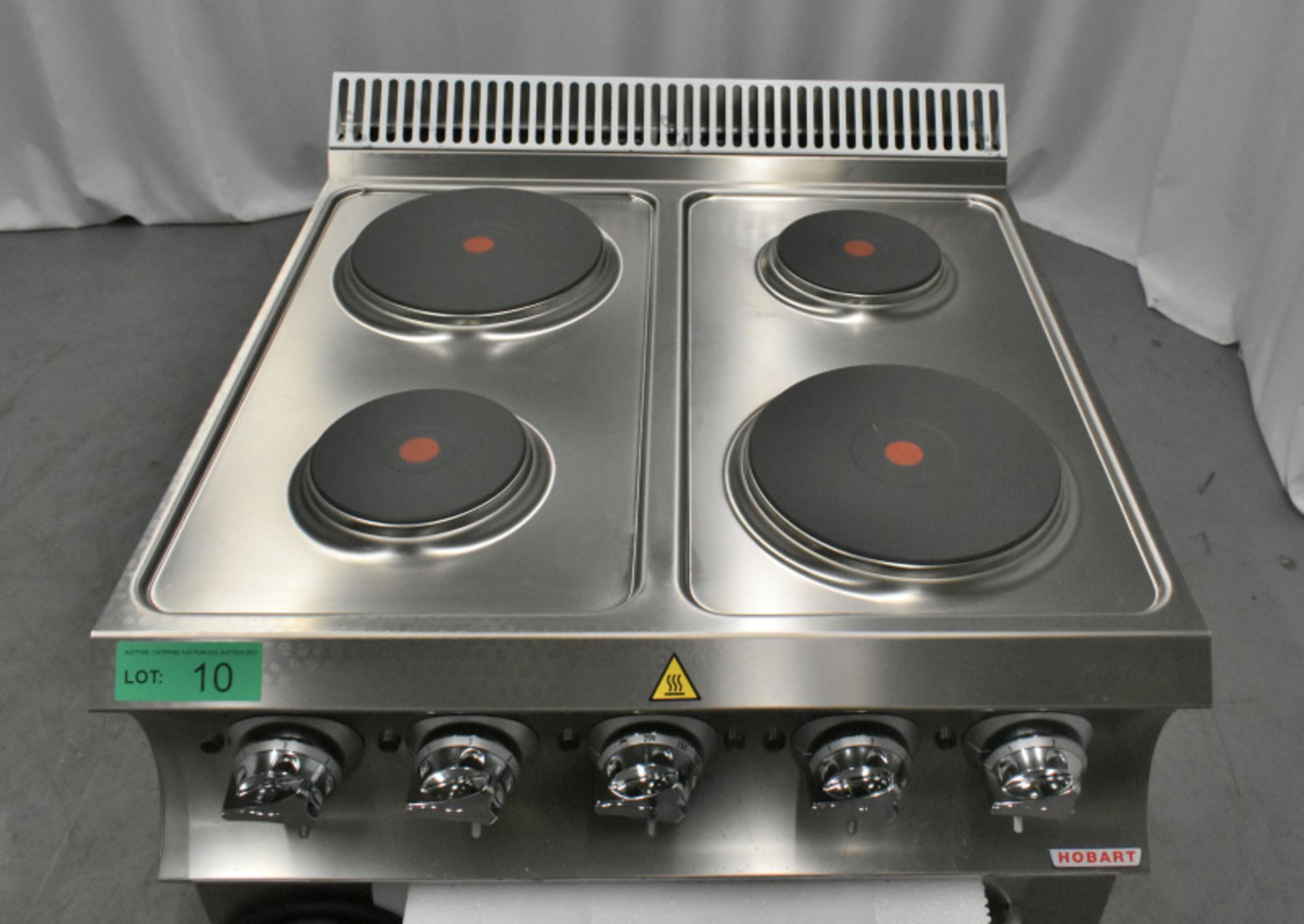 Hobart Electric Range Oven with 4 Plate top - Model HCSE4F77 - Image 2 of 8