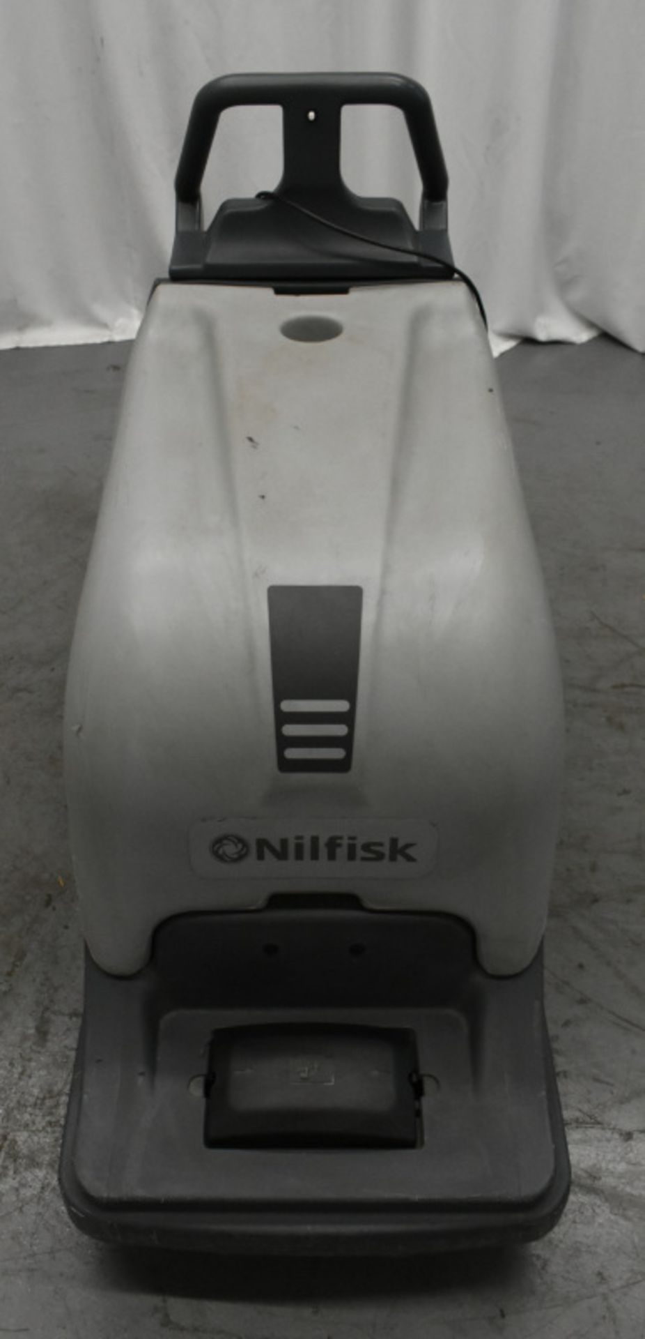 Nilfisk BU800 Floor Cleaner, comes with key, starts and runs- 463 hours - Image 6 of 7