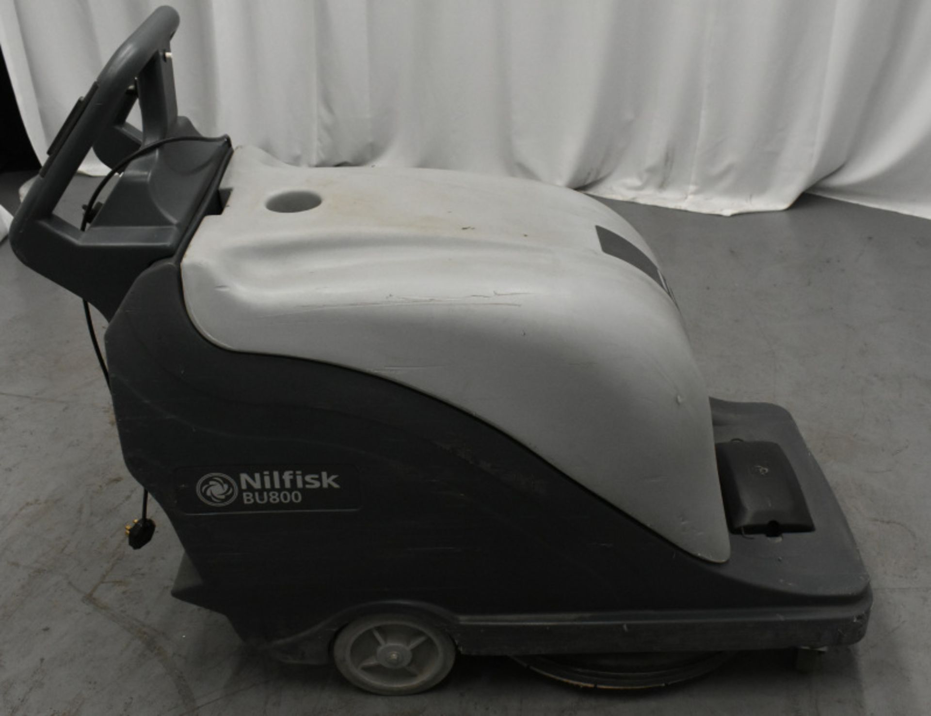 Nilfisk BU800 Floor Cleaner, comes with key, starts and runs- 463 hours - Image 7 of 7