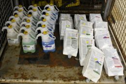 17 x 1.4L, 12 x 2.5L Various Commercial Cleaning Chemicals