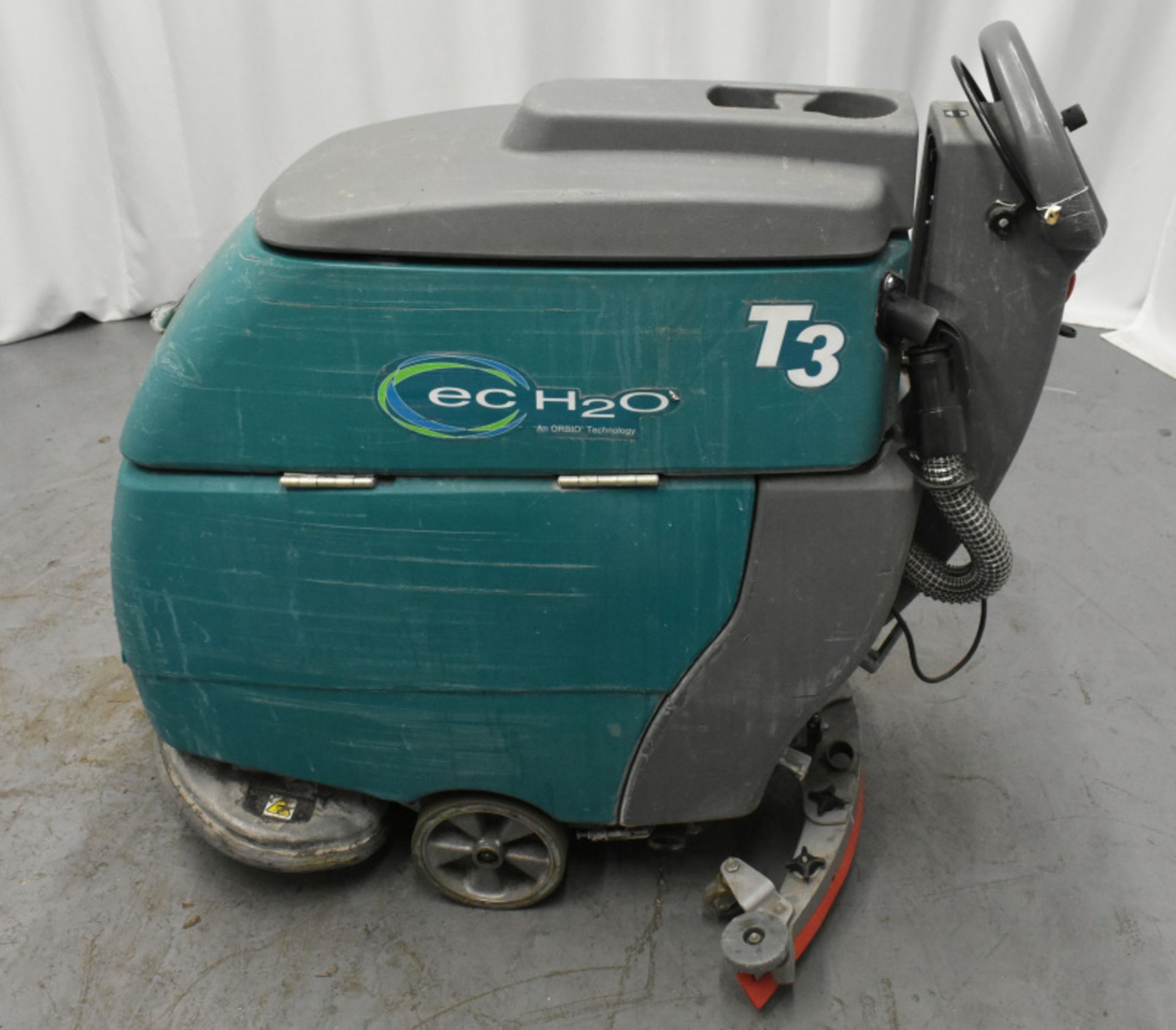 Tennant T3 ECH20, comes with key, starts and runs, 1995 hours - Image 7 of 8