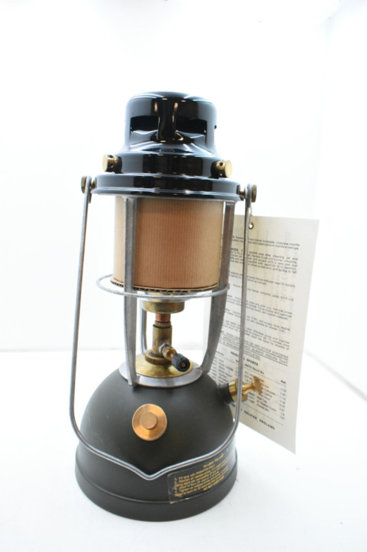 Willis & Bates Kerosine Lantern - Image 2 of 8