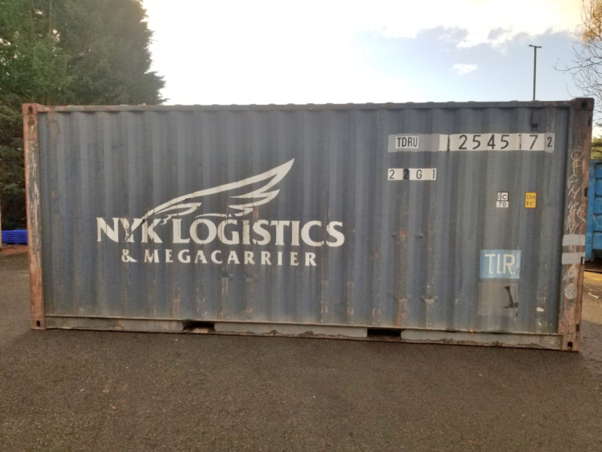 20ft ISO container - L 6.5M x W 2.44M x H 2.6M