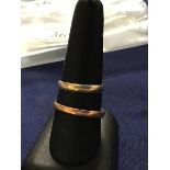 Two 9ct gold wedding bands (S and O) (3.9g)