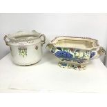 A Masons Ironstone Regency pattern two handled soup tureen decorated with polychrome enamels (h.16cm