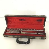 An Artley Elkhart-Ind flute in three parts, including original hard case (flute assembled: 67cm)