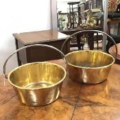 A pair of brass preserve pans (largest: 32cm x 36cm)