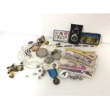 A mixed lot including Turkish bank notes, a WWII Leader's mirror, brass buttons, a Diamond Jubilee