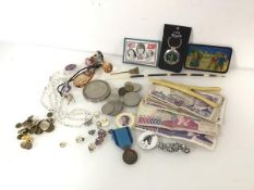 A mixed lot including Turkish bank notes, a WWII Leader's mirror, brass buttons, a Diamond Jubilee