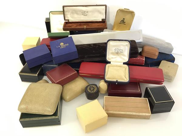 An assortment of modern and vintage jewellery boxes including Rattray & Co., Dundee, Ciro, John
