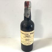 Vintage port: Alto Douro 1963, S.V. Borges & Irmao, 75cl, with seal.