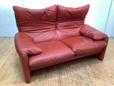 Vico Magistretti: a leather Maralunga two seater sofa designed 1973, manufactured by Cassina, with