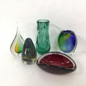 A group of five pieces of Studio Glass including a paperweight from Irish Jerpoint Glass Studio, a