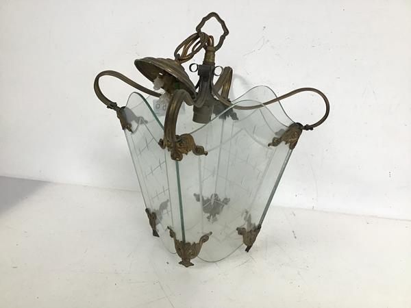 A vintage hall lantern with four etched glass panels suspended by metal frame (34cm x 23cm x 23cm)