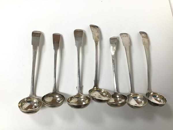 An assortment of Scottish Georgian small silver ladles (combined: 220.97g)