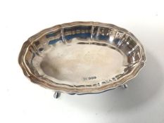 A 1930s Sheffield silver footed trinket dish (63.71g)