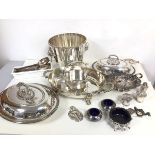 An assortment of Epns including a champagne bucket with lion mask handles to sides (20cm x 24cm),