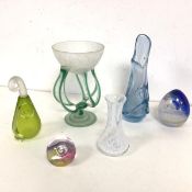 A group of glassware comprising a Lestyn Davies Blowzone "Visage" green glass scent bottle,
