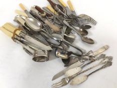 A Continental silver bladed mother of pearl handled fruit knives, two Chester silver butter