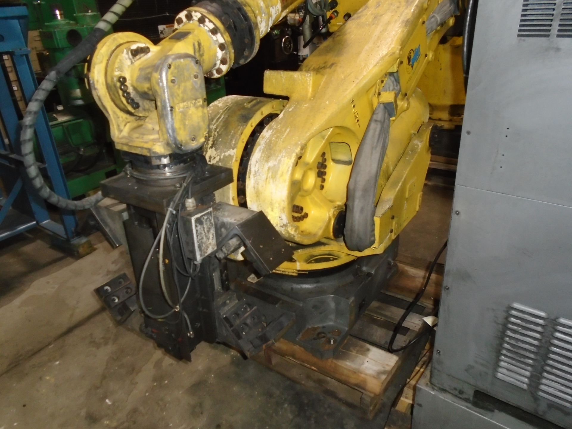 Fanuc Robot R-2000 iA-165F With RJ3iB Controller & Pendent - Image 9 of 10