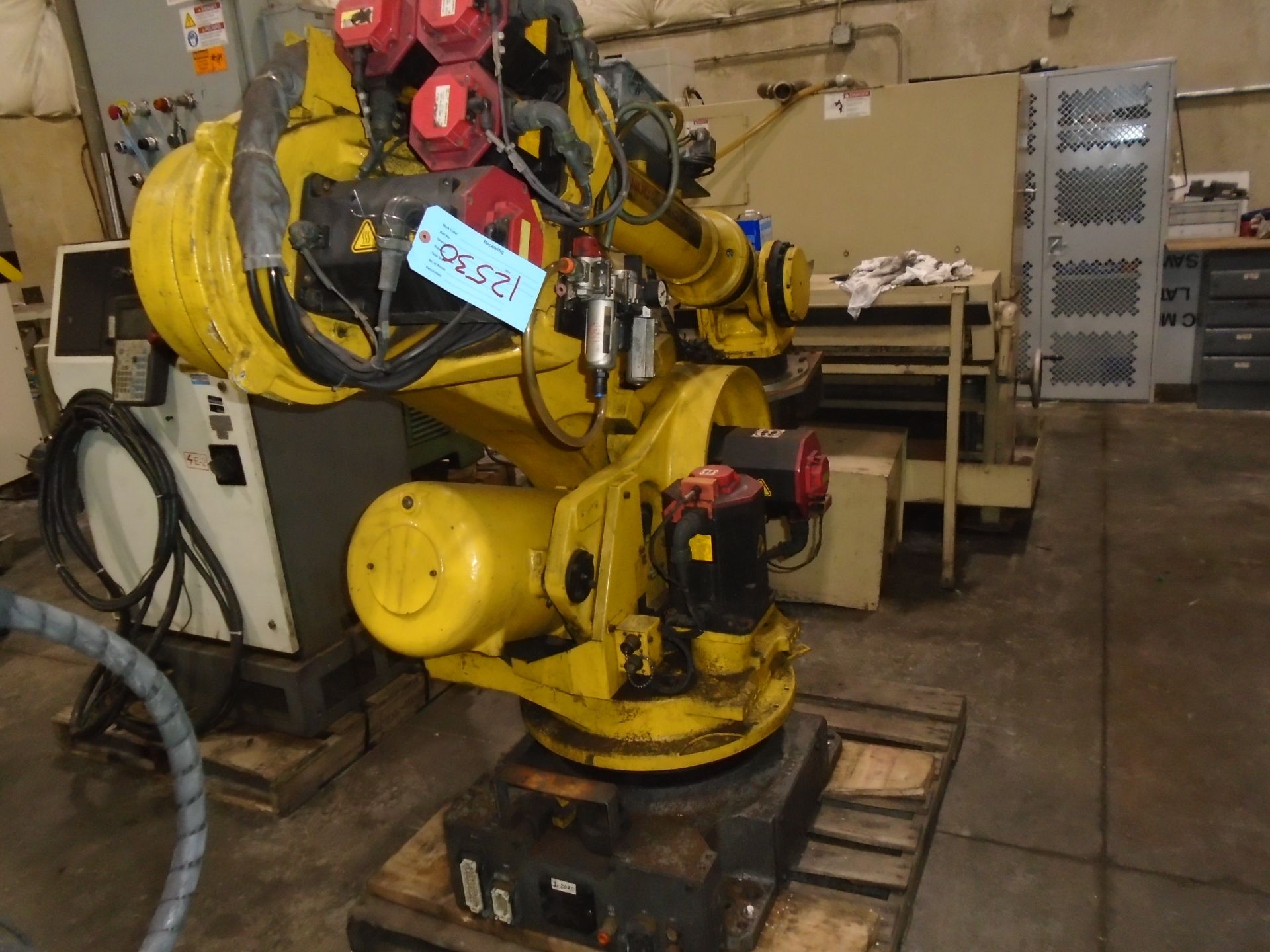 Fanuc Robot R-2000 iA-165F With RJ3iB & Teach Pendent - Image 5 of 11