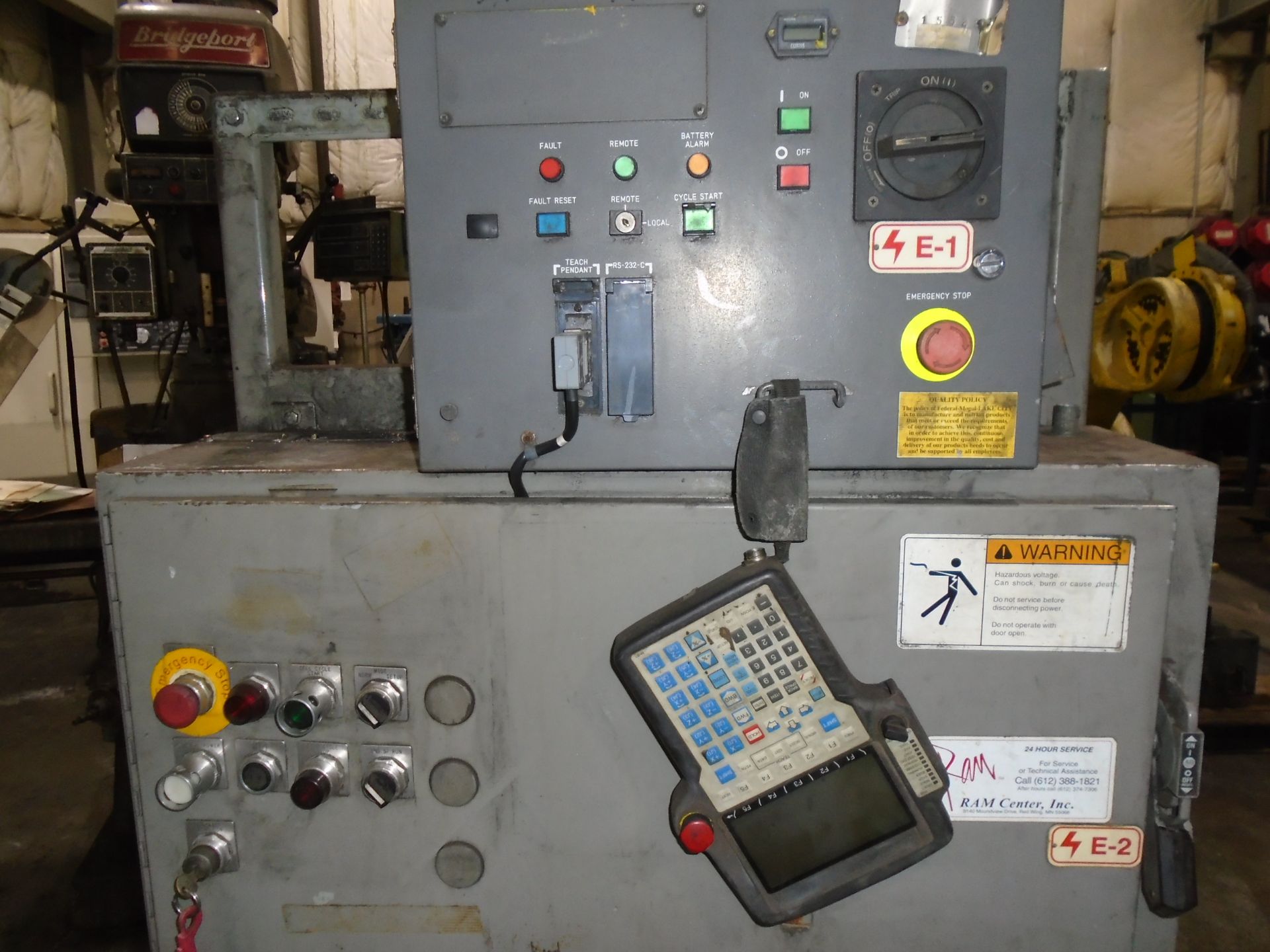 Fanuc S420iF 6 Axis Robot 140 KG Payload RJ2 Controller With Tech Pendent - Image 7 of 10