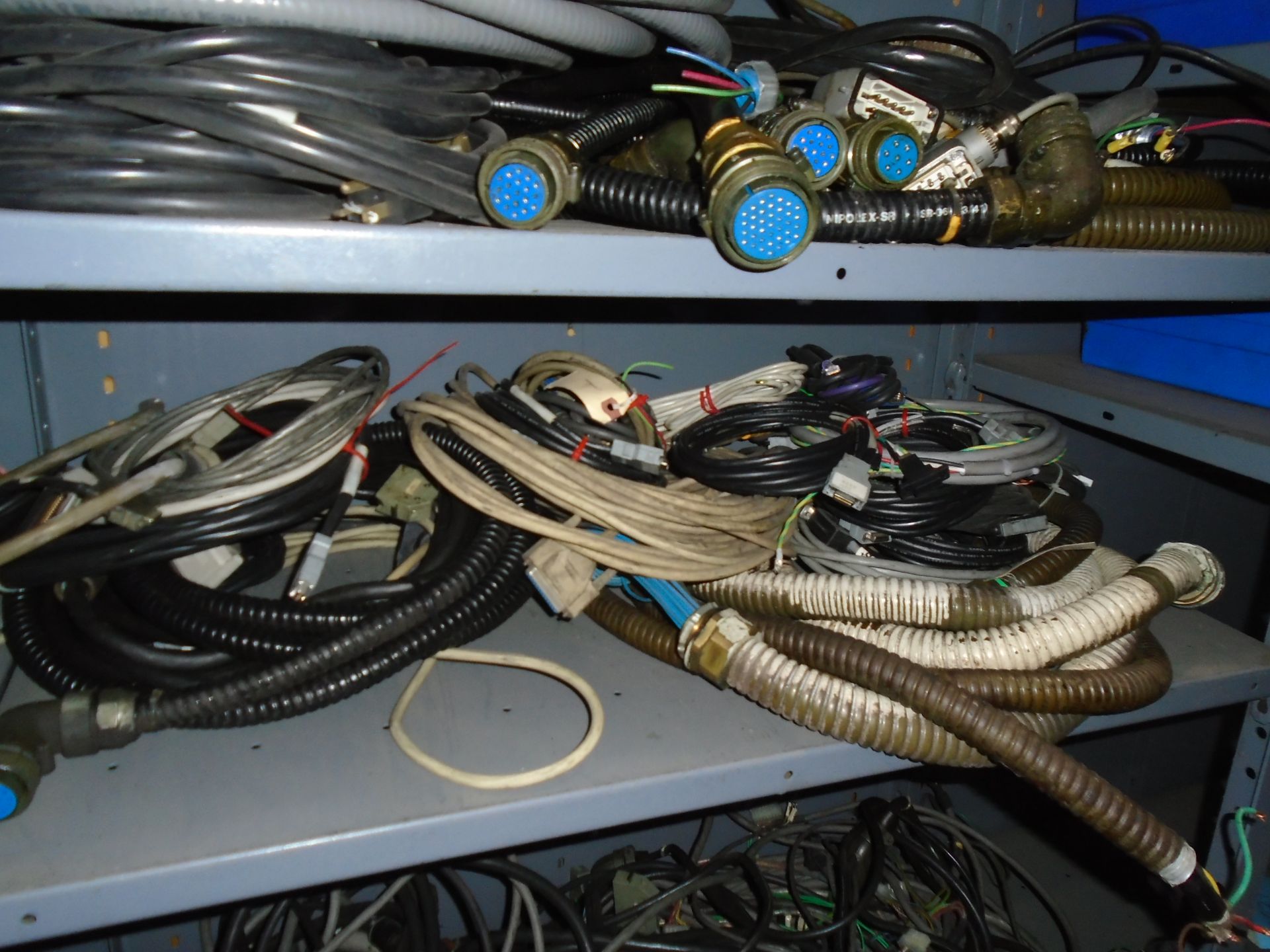 6 Shelves Of CNC Servo Power Cables For Lathes & Mills - Image 3 of 4
