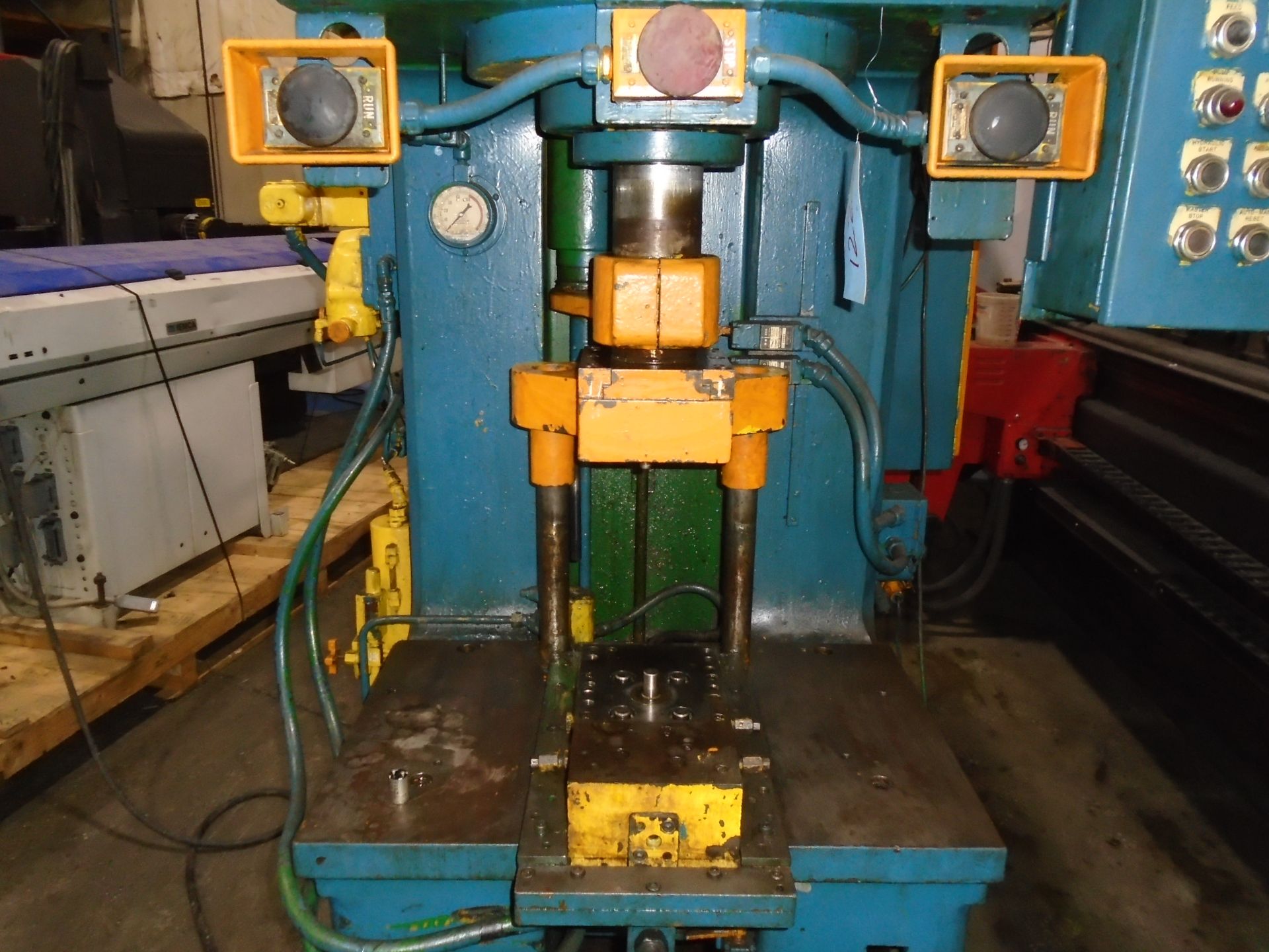 Denison Model NA50C92JIC 50 Ton Hydraulic Multipress With Sliding Table W/ Video - Image 8 of 11