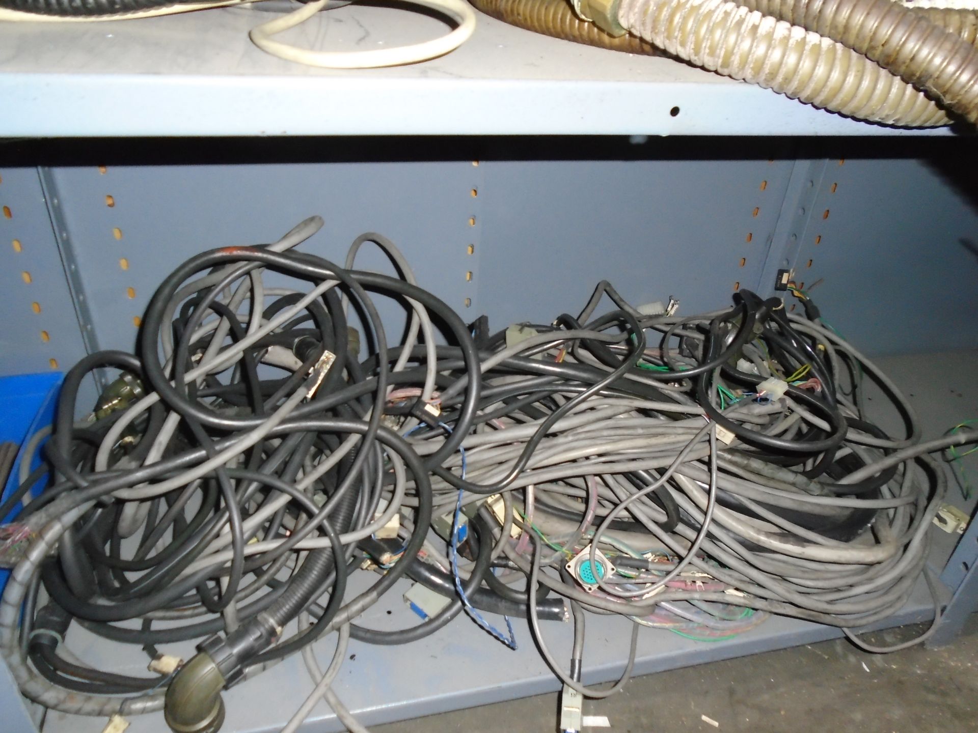 6 Shelves Of CNC Servo Power Cables For Lathes & Mills - Image 4 of 4