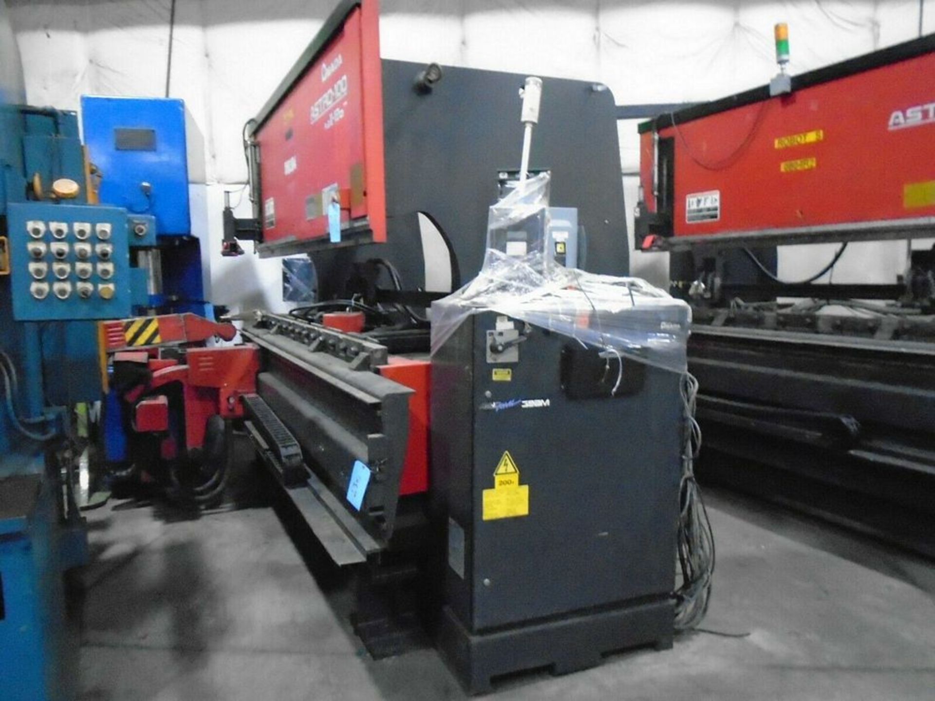 Amada Astro FBD 1253 MH CNC Press Brake Bending Cell 125 Tons x 10’ Year: 1997SN: 12530343Max.