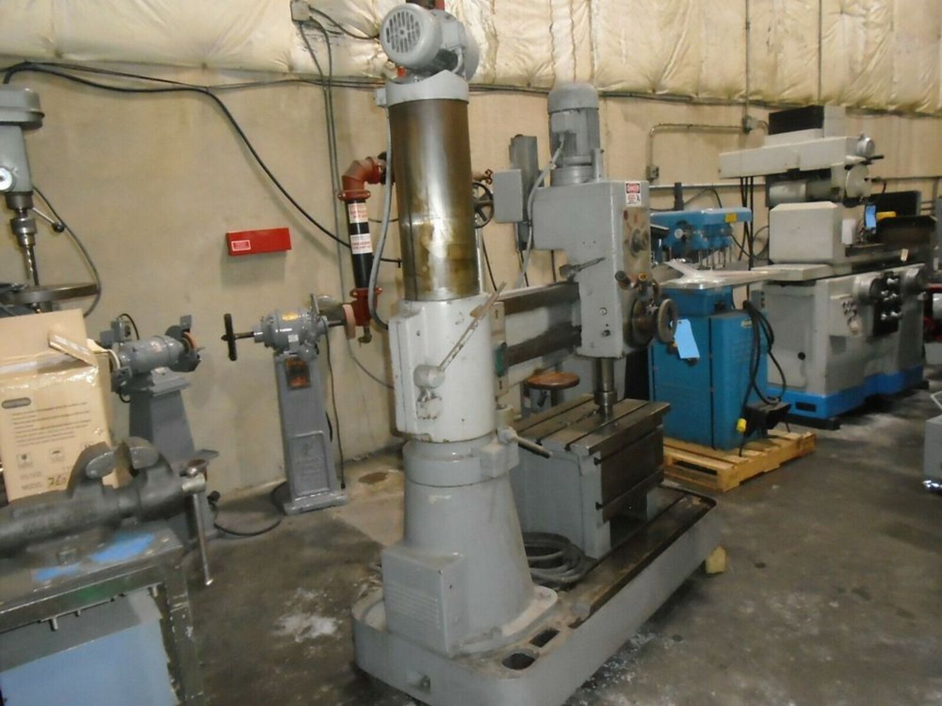 Willis – Bergo / Bergonzi FS1000 Radial Drill With Box Table4’ Arm8” Dia. ColumCoolantPower - Image 2 of 5