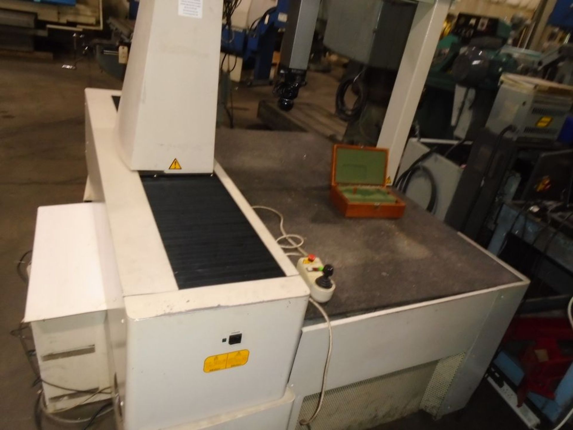 2000 Mitutoyo Bright – A710 SN: 1497008CSpecifications:64” x 38.5” Granite TableRenishaw Probe - Image 4 of 5