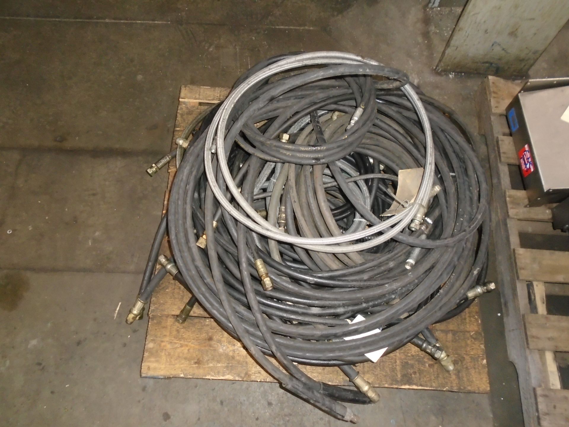 Hydraulic Hoses 1 Pallet