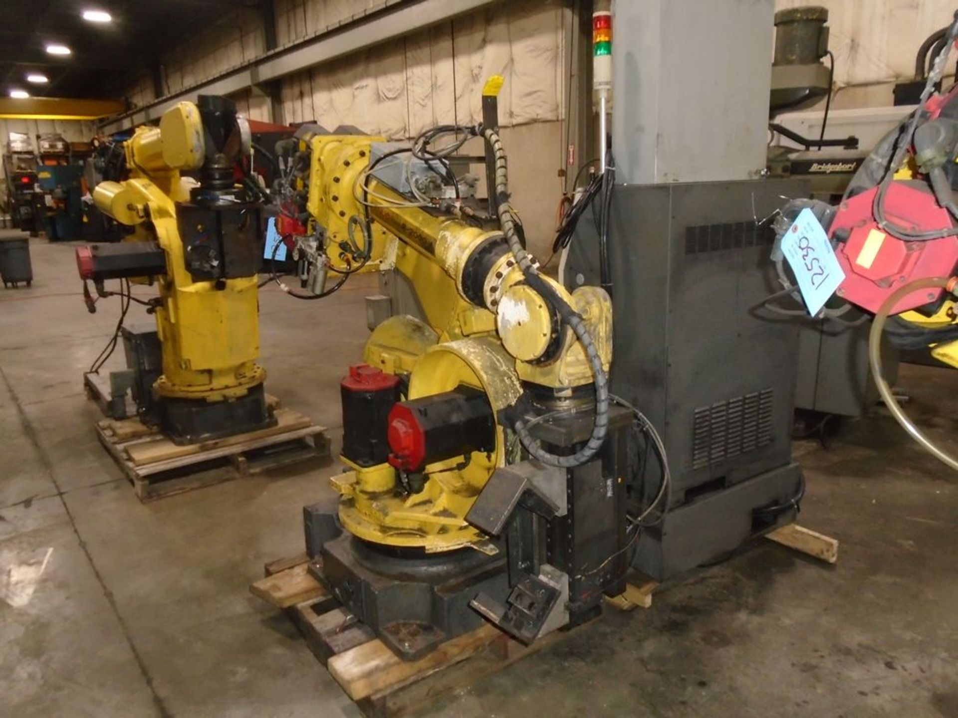 Fanuc Robot R-2000 iA-165F With RJ3iB Controller & PendentAxes: 6Payload: 165.00kgH-Reach: 2650. - Image 3 of 5