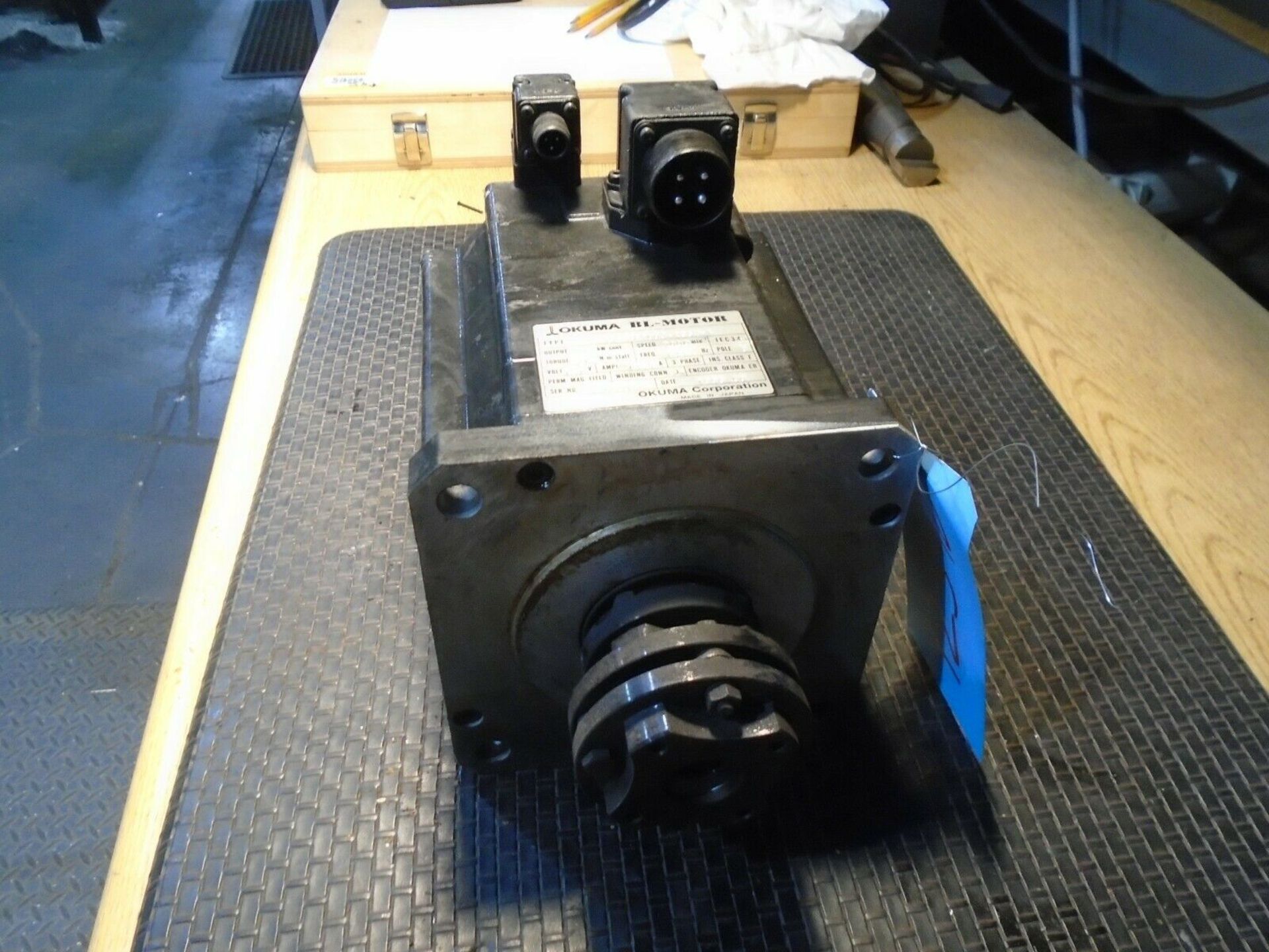 Okuma CNC Servo Motor BL-MC200J-20SN-A - Image 2 of 4