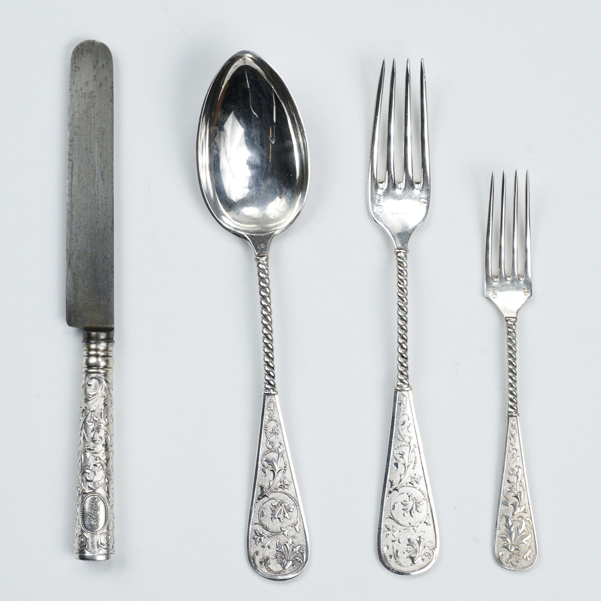 97 pc Range 800 Silver Vermeil Flatware Set - Image 6 of 18