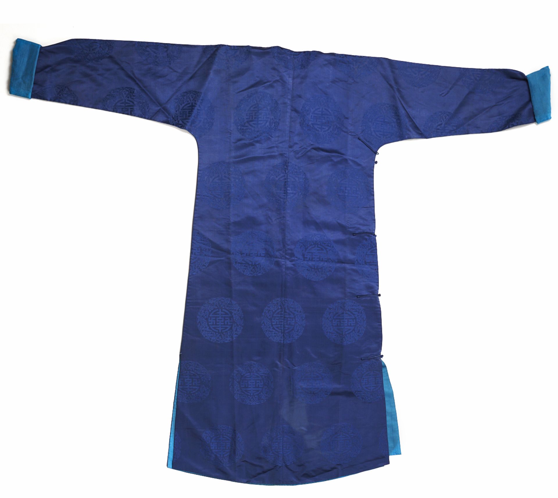 Early 20th C. Chinese Blue Brocade Silk Robe - Bild 2 aus 11